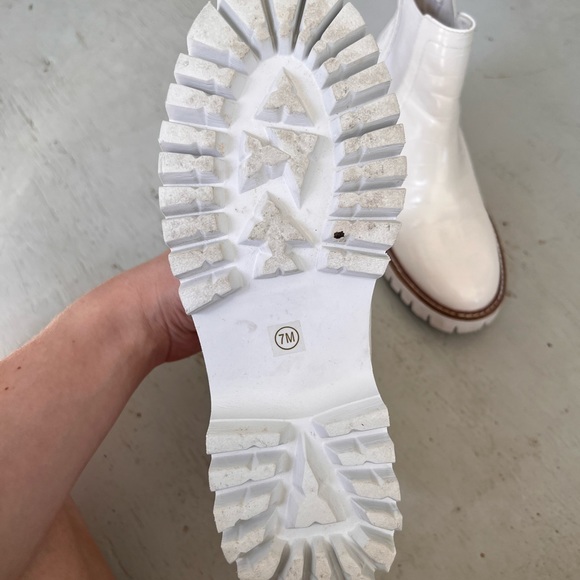 Altard state white snake skin pattern booties - Picture 4 of 6